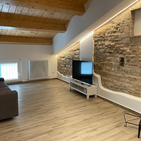 La Corte Residence Фабриано Экстерьер фото